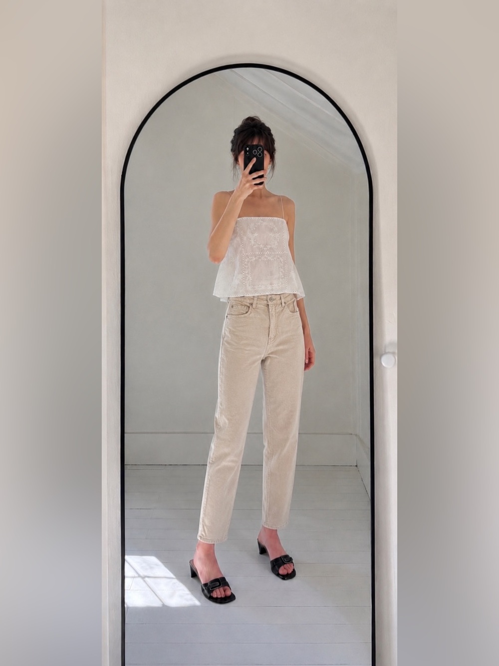 Naf Naf High Rise Slim Mom Jeans Beige/Tan Size 6